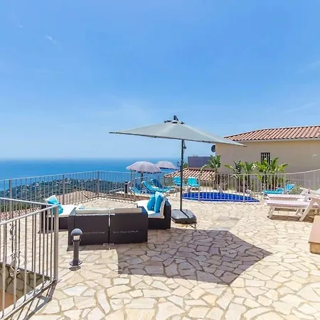 Violetas - Magnificent Sea View, 8 Pers And Baby Cot Available, Quiet Area Villa Lloret de Mar