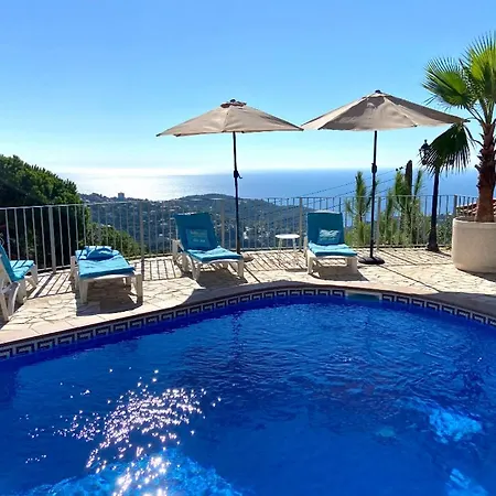 Violetas - Magnificent Sea View, 8 Pers And Baby Cot Available, Quiet Area Villa Lloret de Mar