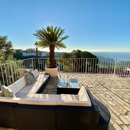 Violetas - Magnificent Sea View, 8 Pers And Baby Cot Available, Quiet Area Villa Lloret de Mar
